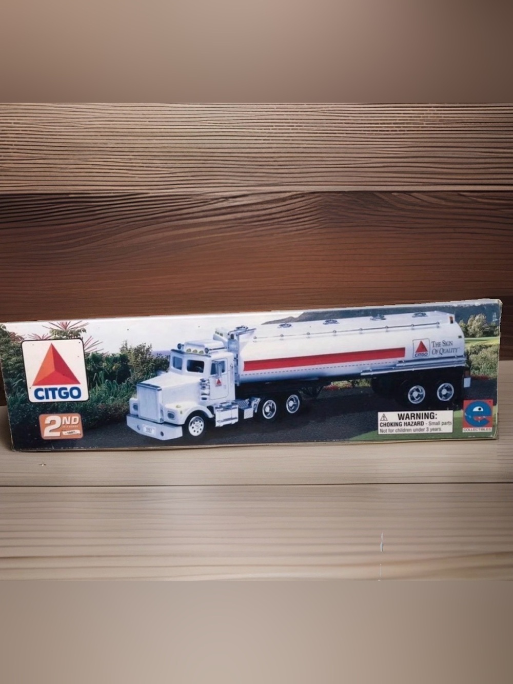 VTG NiB CITGO "The Sign of Quality" Tanker Truck Toy Lights Up Collector ‘1997